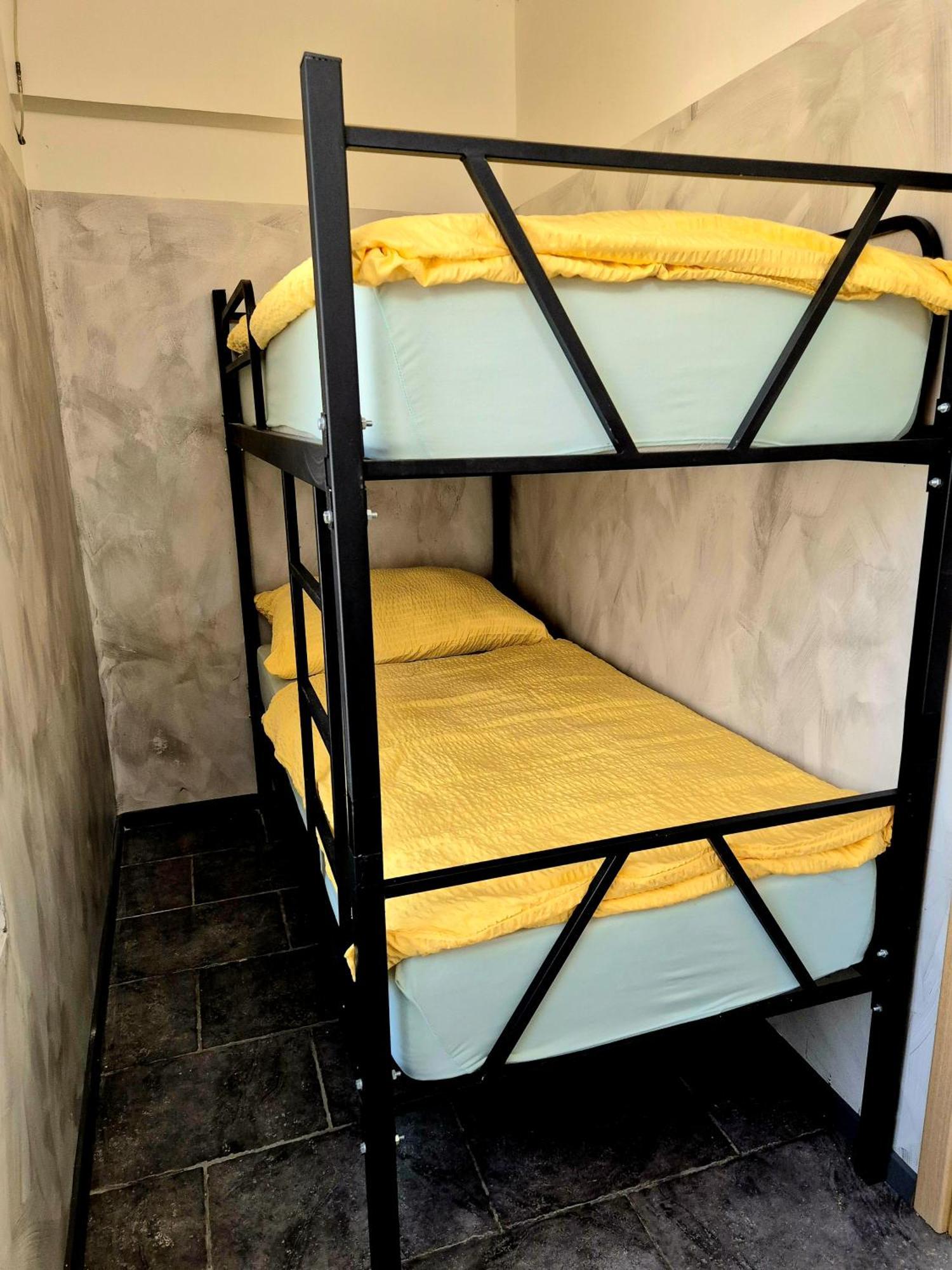 Bled Lesce Station Rooms And Beds Екстериор снимка
